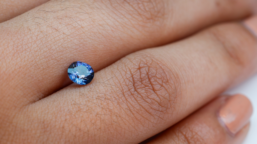 Natural Cornflower Blue Sapphire – Ceylon