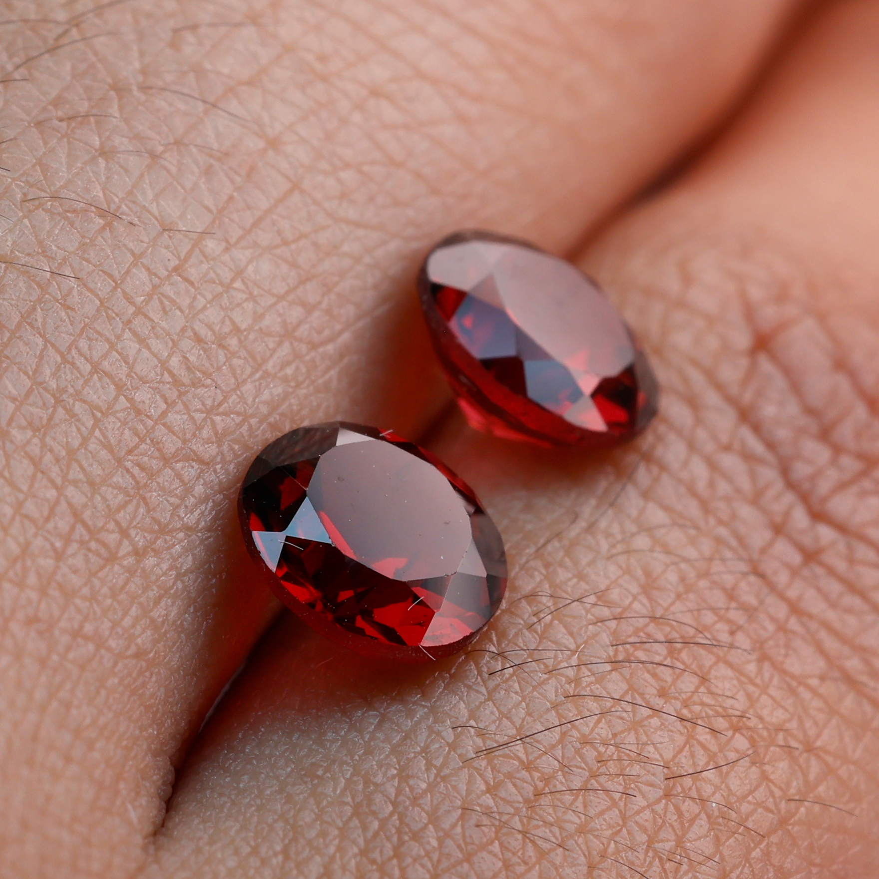 Premium Rhodolite Garnet Pair